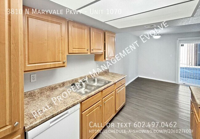 Building Photo - 3810 N Maryvale Pkwy