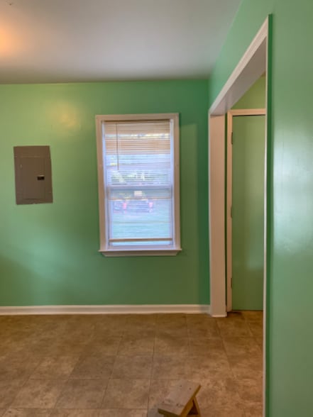 Building Photo - 19354 Seminole