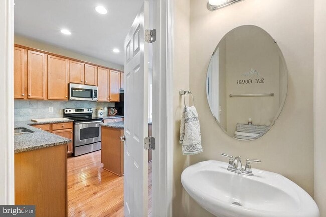 Building Photo - 13964 Cannondale Way