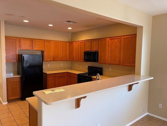 Building Photo - 6913 W Shumway Farm Rd