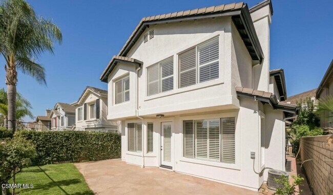 Building Photo - 3064 Ferncrest Pl