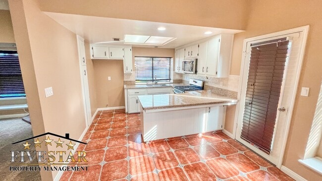 Building Photo - 4212 Ryder Ln