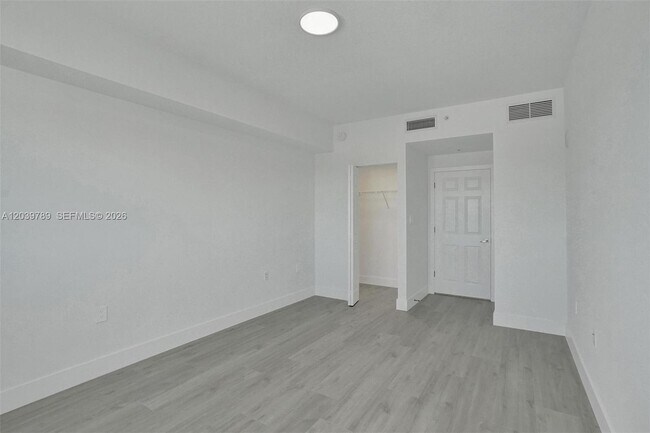 Building Photo - 140 S Dixie Hwy