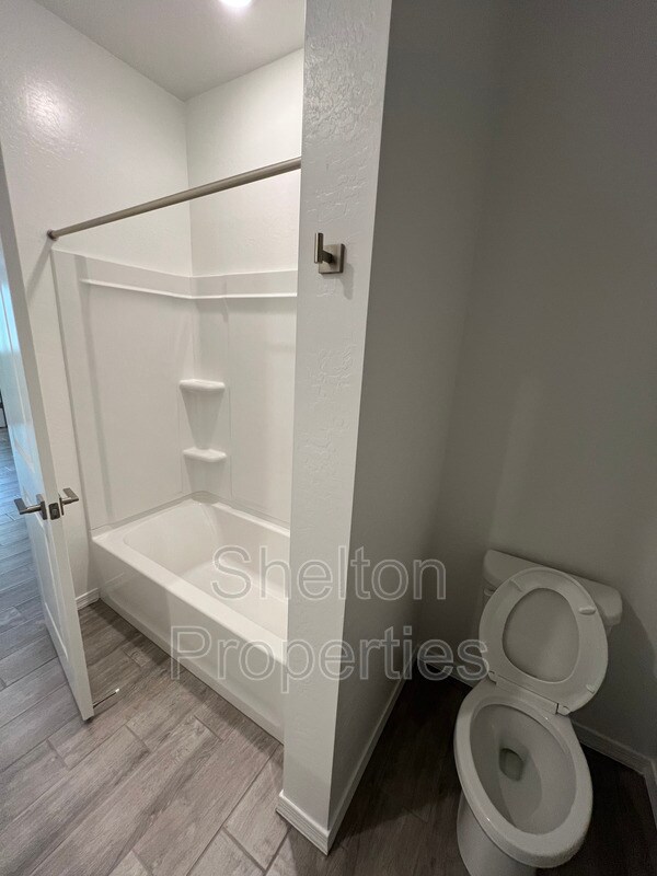 Building Photo - 7721 W Saddlehorn Rd