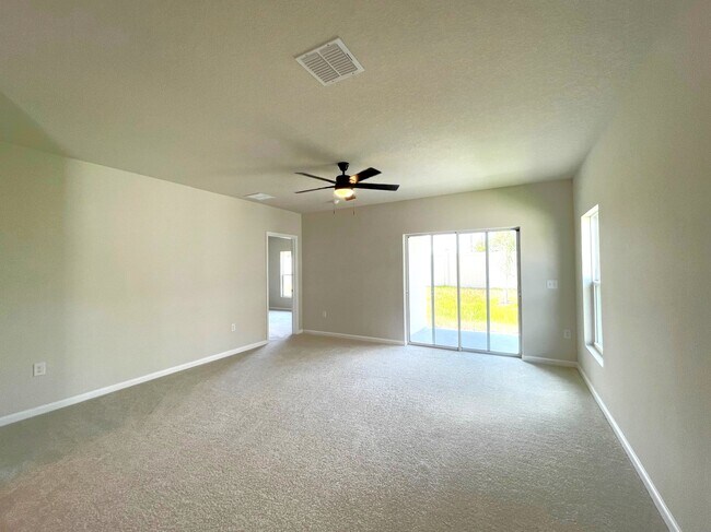 Building Photo - 5447 Maddie Dr