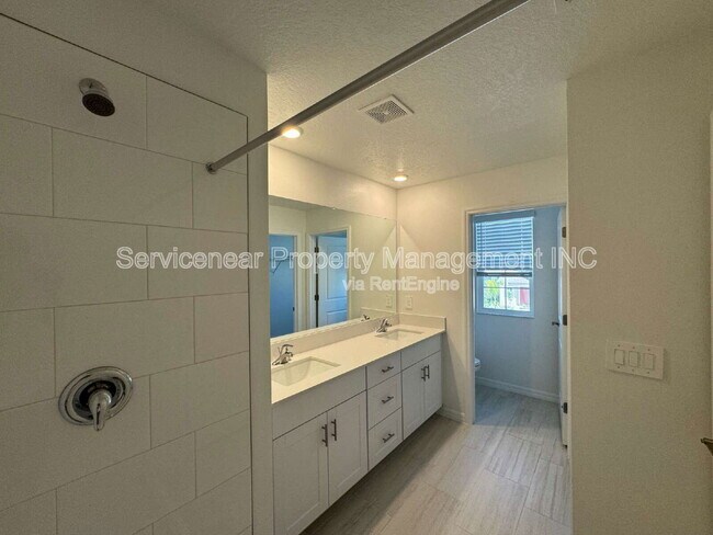 Building Photo - 11661 Radiant Shr Lp