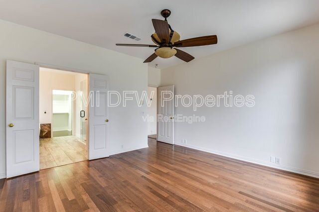 Building Photo - 6721 Hayling Way