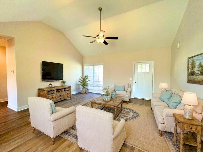 Building Photo - 103 Old Auburn Ln