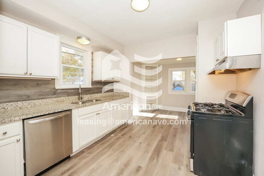 Building Photo - 441 Wildwood Ave