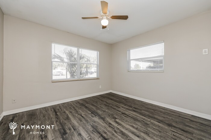 Building Photo - 4772 54th Ave N