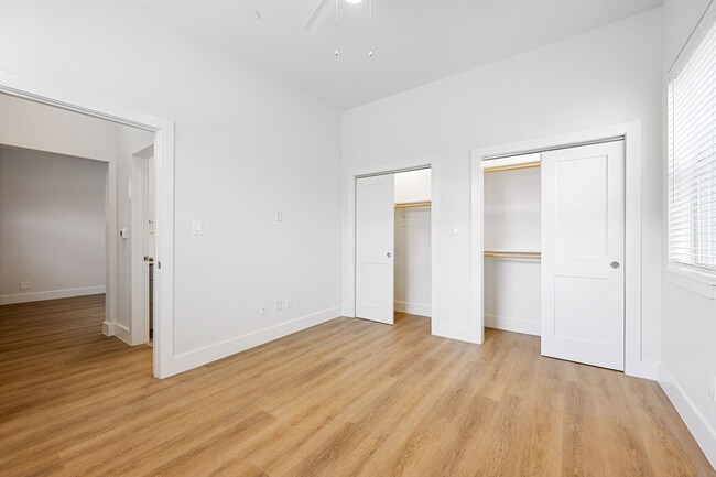 Building Photo - 5313 Reiger Ave