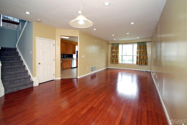 Building Photo - 57 Woods Edge Ct