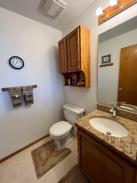 Building Photo - 4812 Desert Plateau Dr