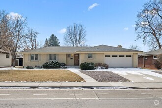 Building Photo - Come take a tour of this gorgeous home in ...