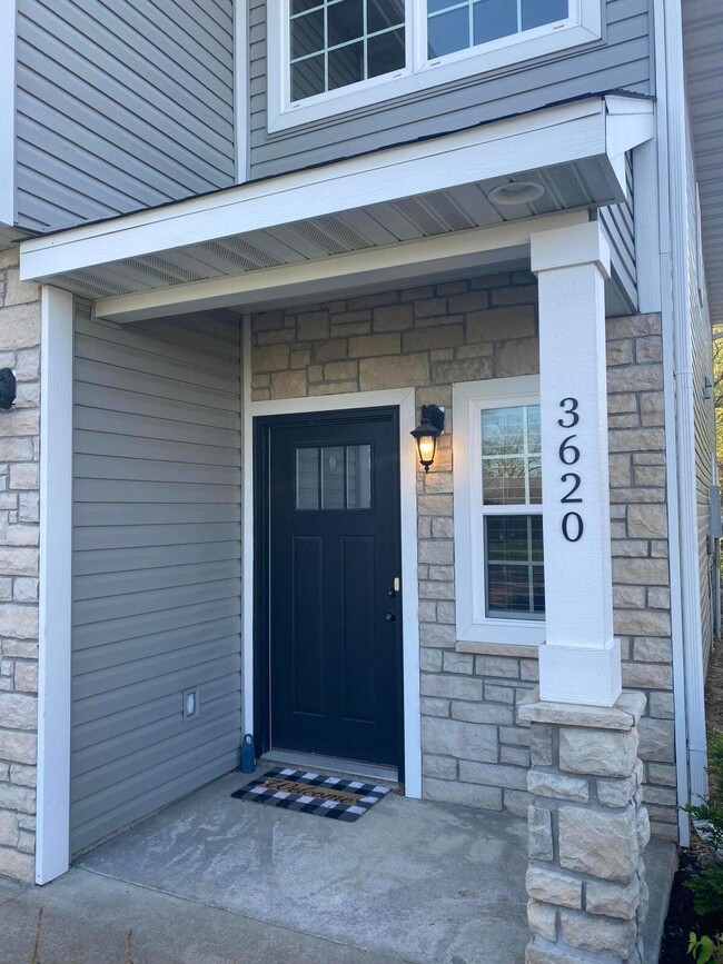 Building Photo - 3620 Southland Dr