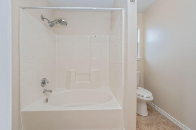 Building Photo - 7648 Chablis Cir
