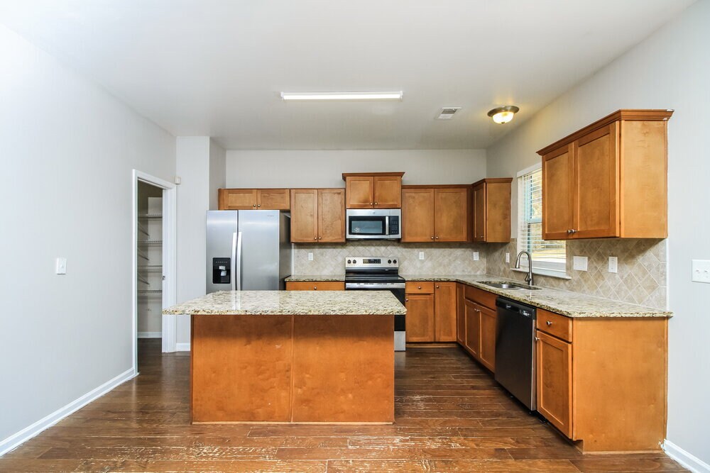Building Photo - 289 Darbys Run Ct