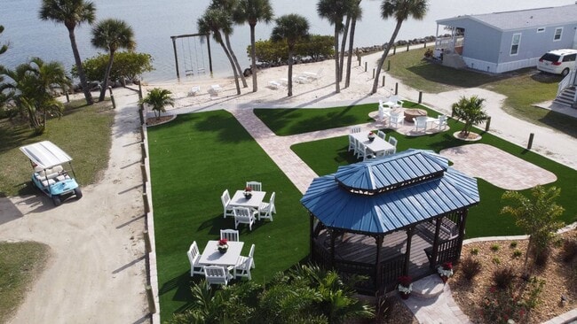 Building Photo - 200 S Banana River Dr