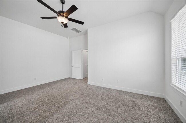 Building Photo - 12946 Rio Mariano Ln