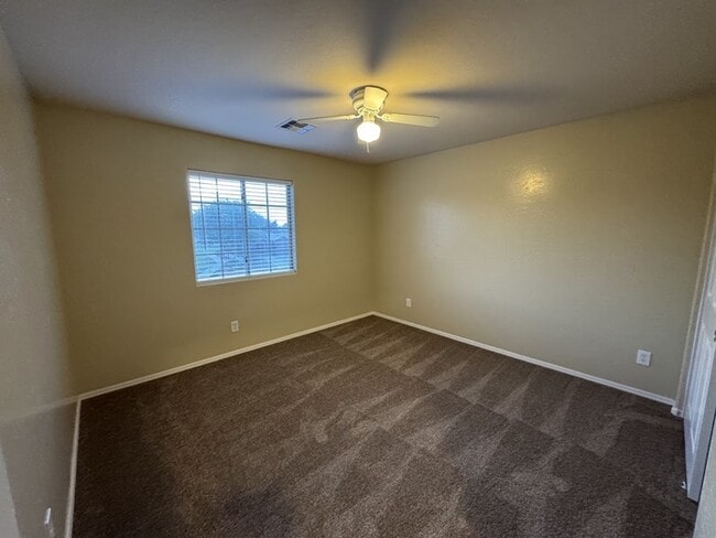 Building Photo - Laveen 5 Bedroom in Gated Community