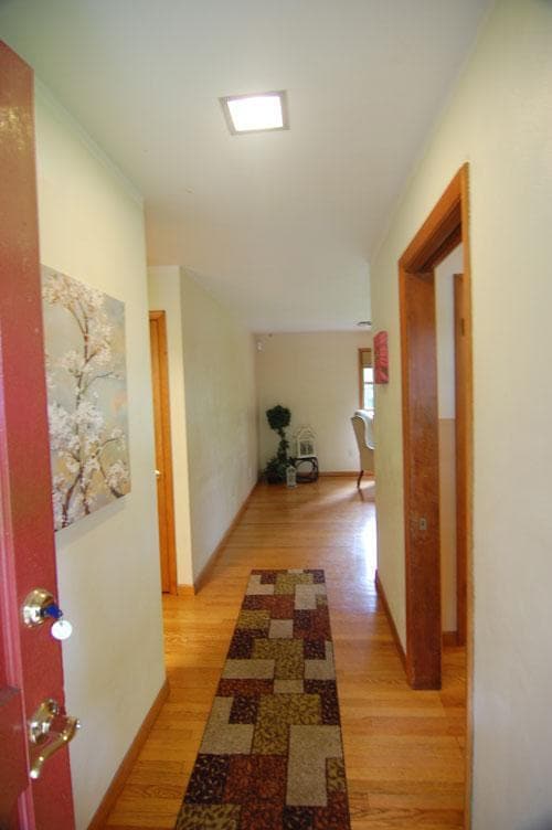 Building Photo - 1903 S Vine St