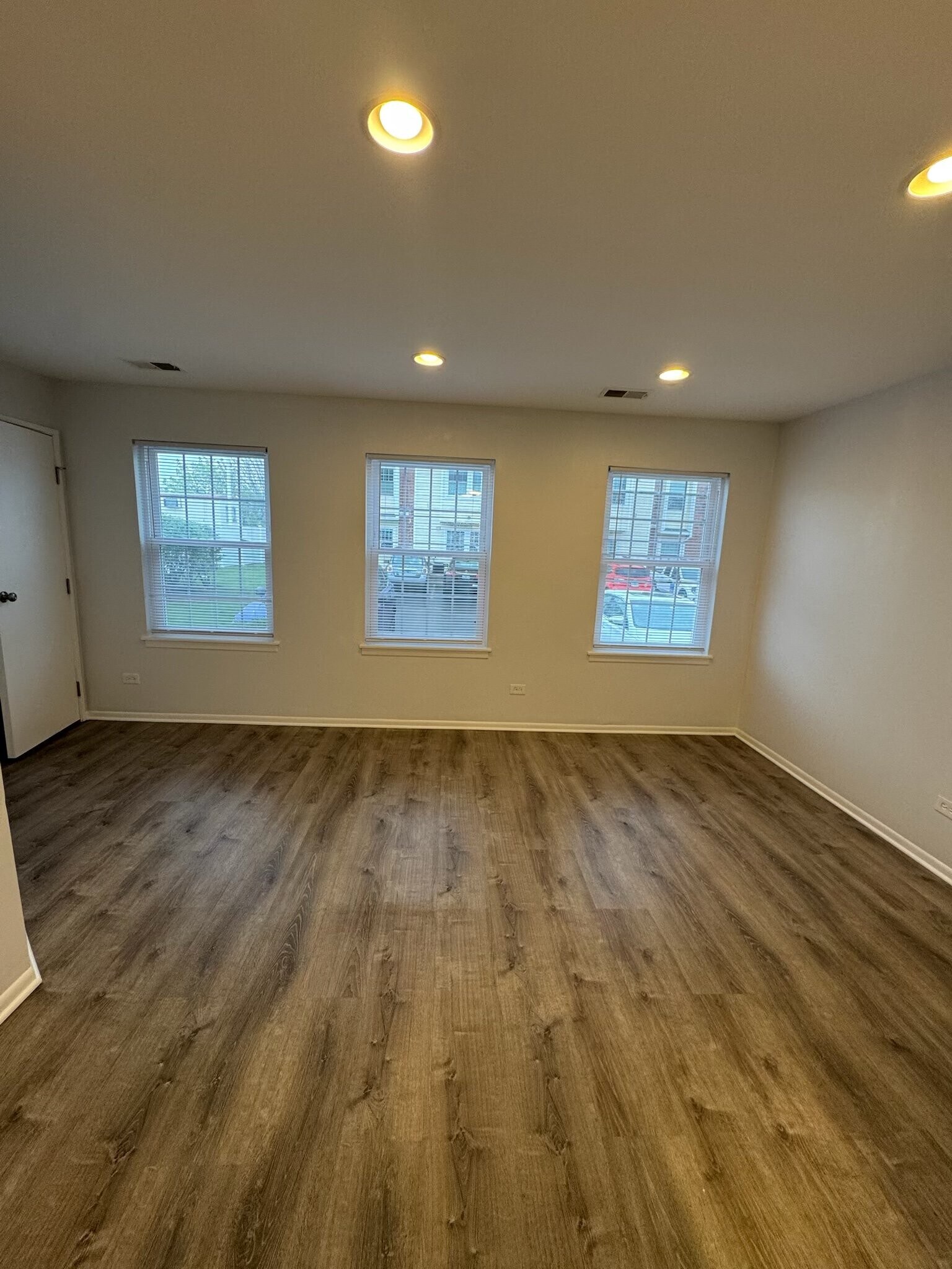 Building Photo - 1303 Wyndham Dr