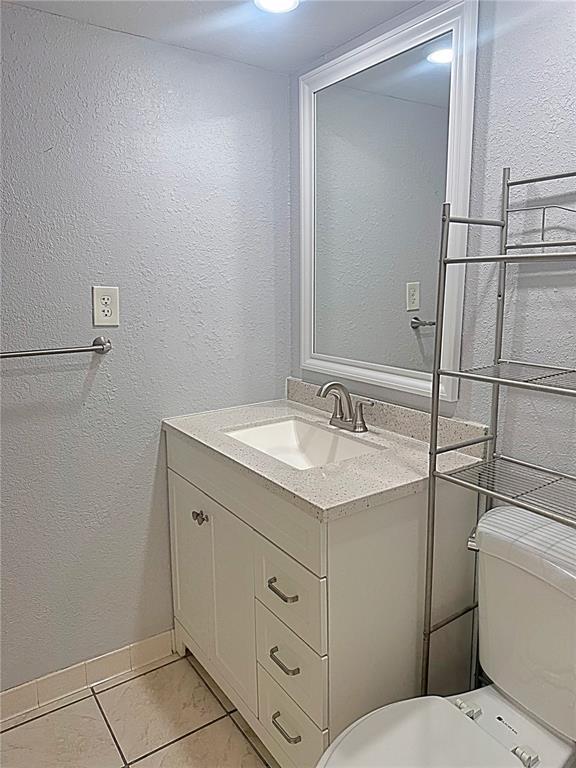 Building Photo - 660 Island Way