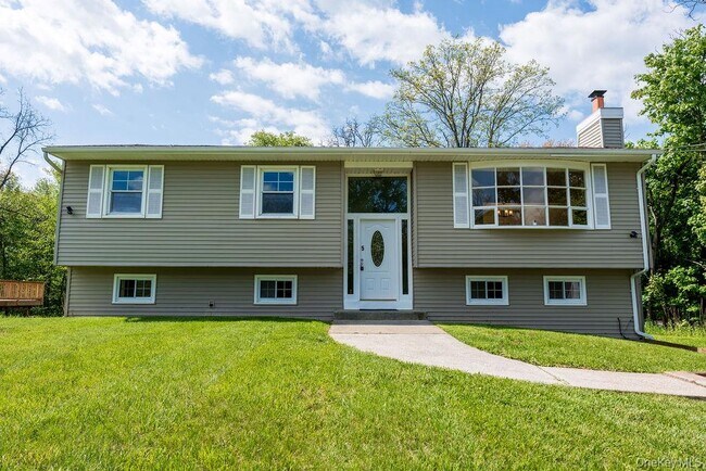 Building Photo - 5 Idlewild Dr