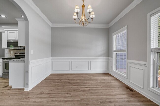 Building Photo - 3687 Vine Spgs