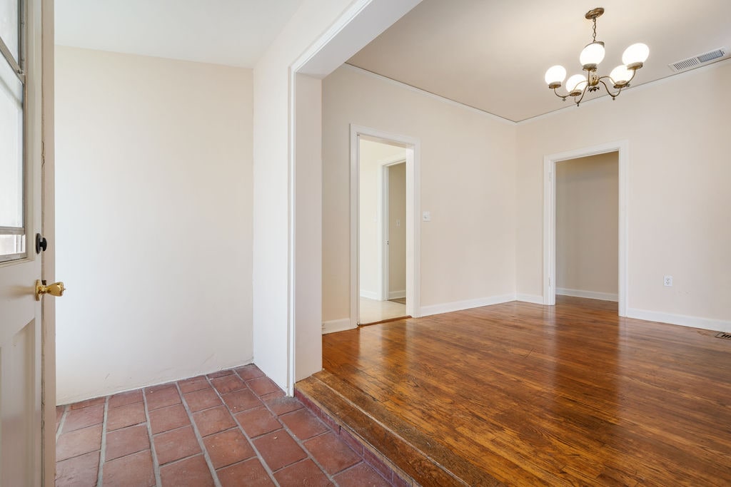 Building Photo - 59 Chorro St