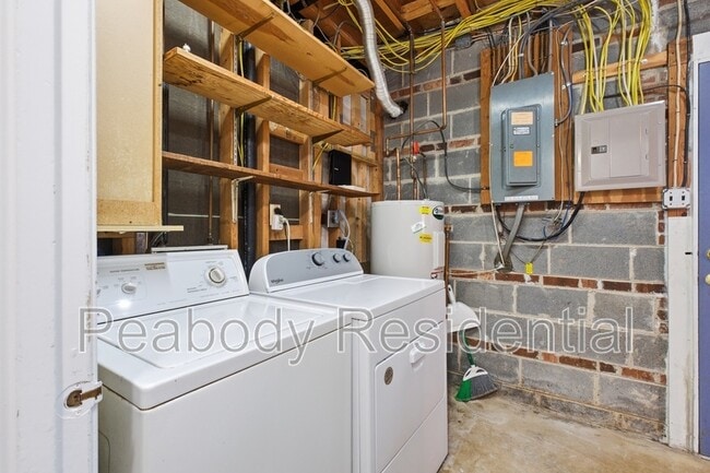 Building Photo - 3343 Slade Run Dr