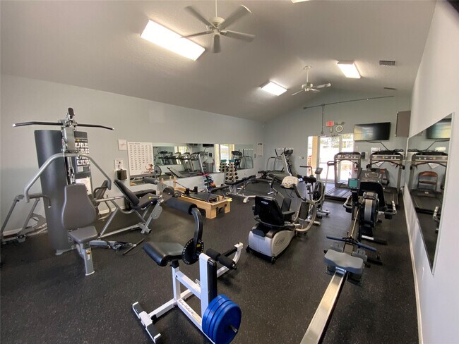 Building Photo - 10701 S Ocean Dr