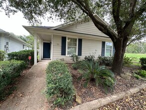 Building Photo - 3 bed 2 Bath in Sienna