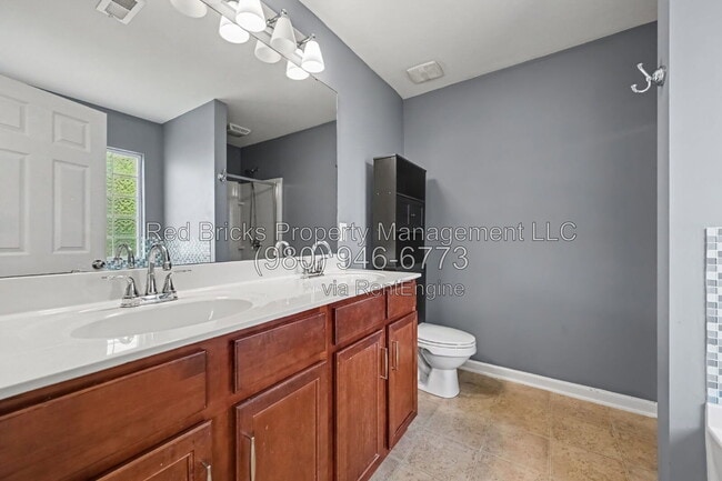 Building Photo - 2714 Aldergrove Rd