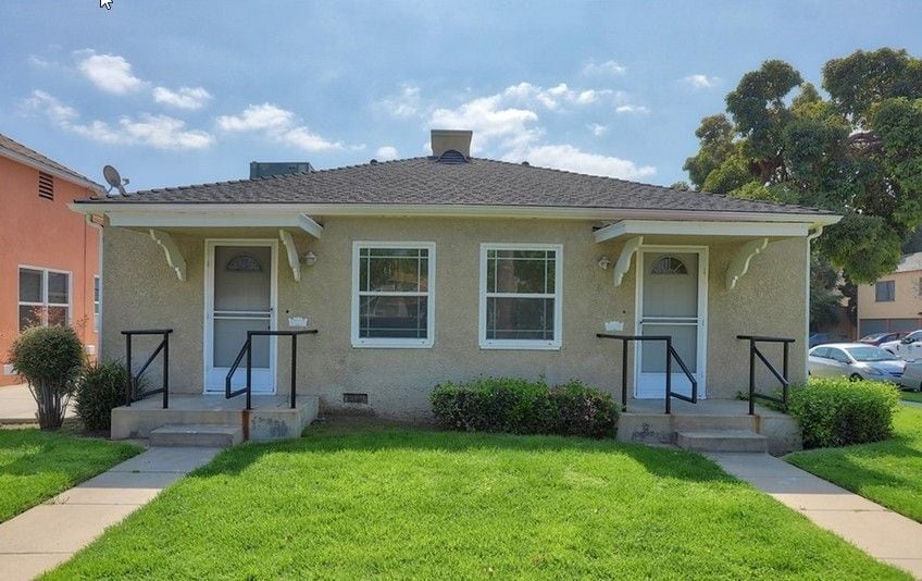 Building Photo - 1004 W Clark Ave