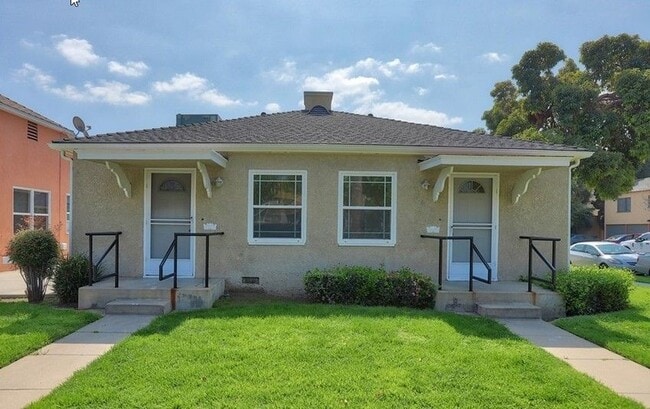 Building Photo - 1004 W Clark Ave