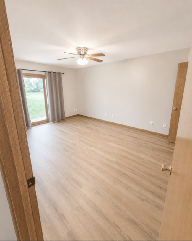 Building Photo - 802 Briarbrook Dr