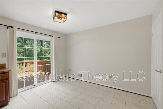 Building Photo - 6591 Zoysia Ct