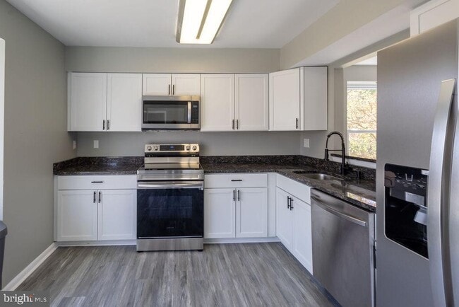 Building Photo - 15014 Courtland Pl