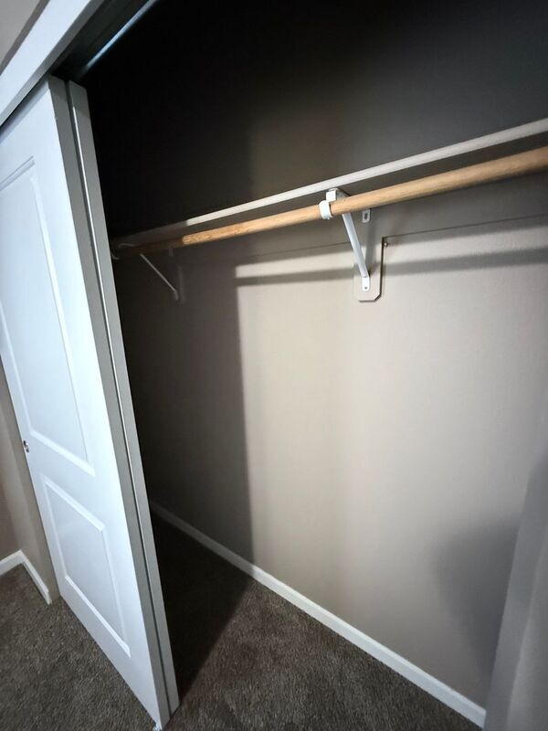 Building Photo - 4255 Hawthorne Ave NE