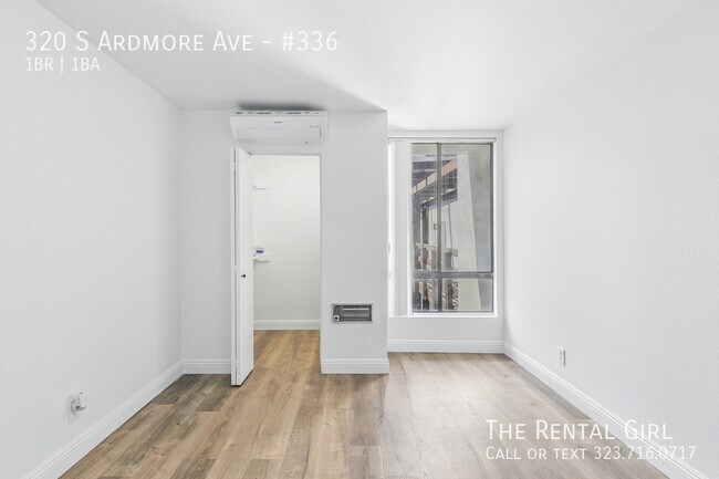 Building Photo - 320 S Ardmore Ave