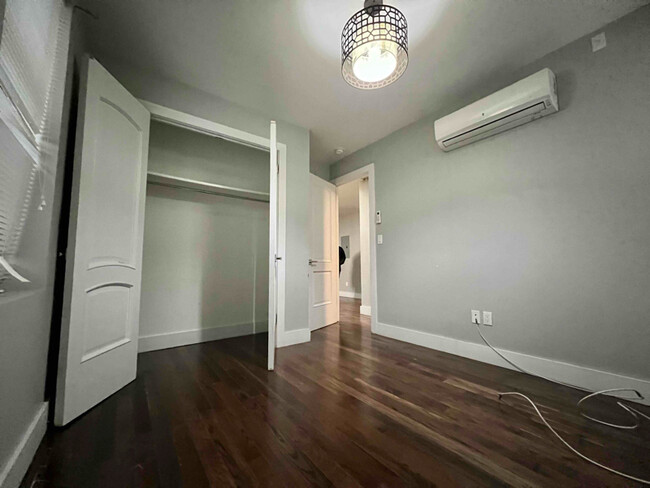 Building Photo - 2714 Avenue D