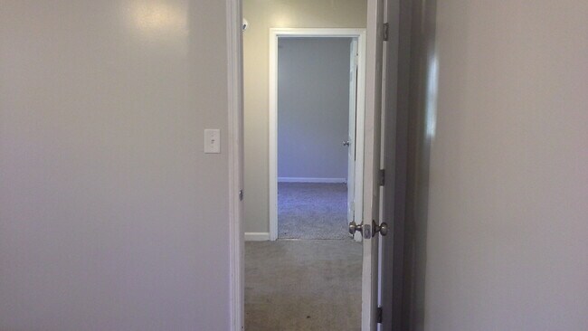 Building Photo - 2593 Nancelon Cir N