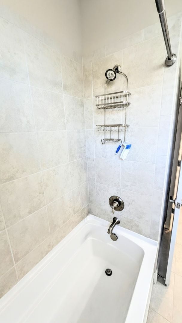 Building Photo - Seasonal/short term turnkey furnished Incredible 2/2 with den ground floor condo in resort Esplan...