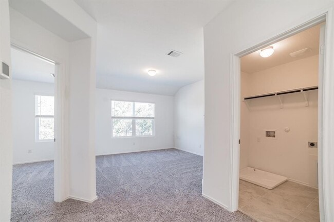 Building Photo - 220 Red Buckeye Loop