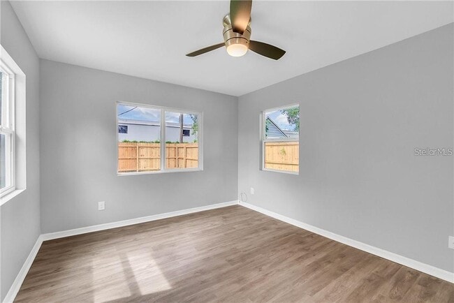 Building Photo - 1610 Tulane St