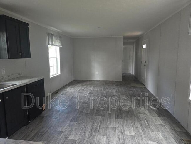 Building Photo - 635 Kilkenny Dr