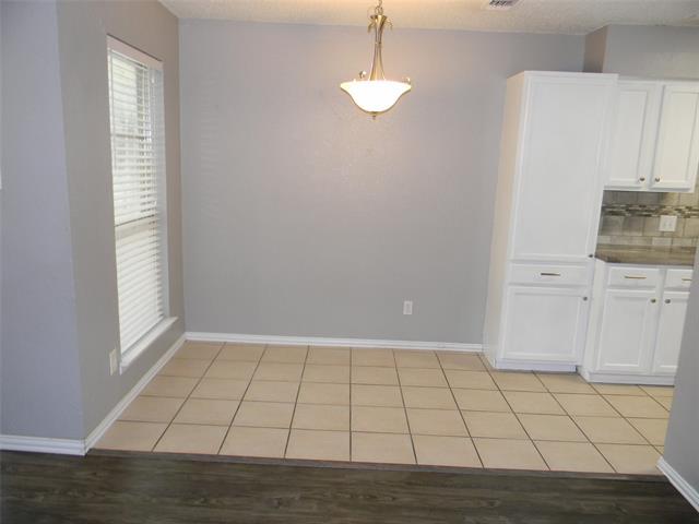 Building Photo - 7024 Crosstimbers Ln