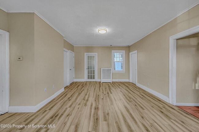 Building Photo - 331 Cherry St