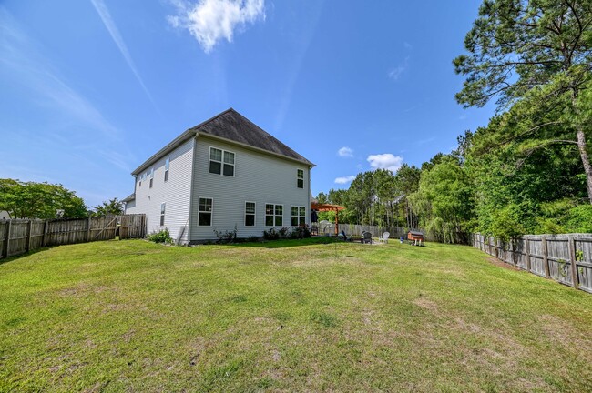 Building Photo - 412 Ponzer Ct N